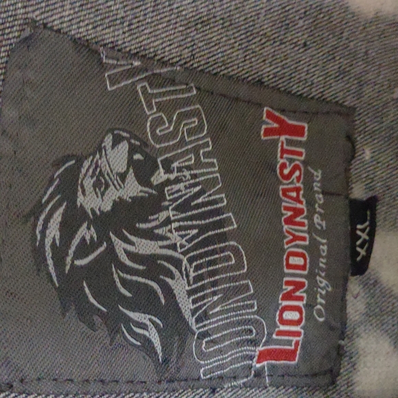 Lightly used Mens awesome acid wash Distressed Denim jacket 2x - Picture 3 of 11